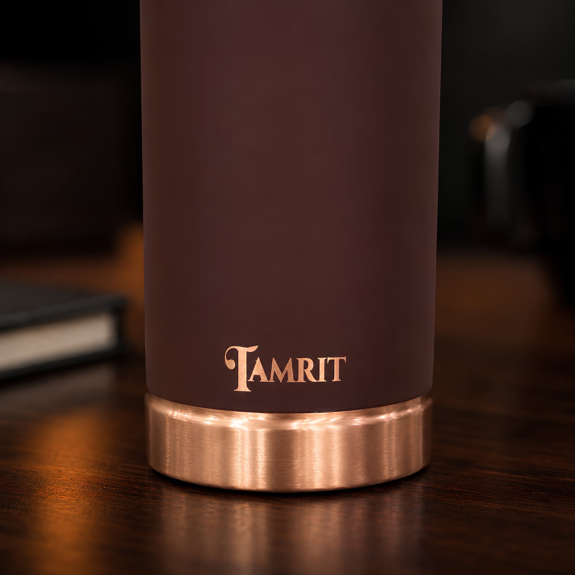 Tamrit CuPro brown copper bottle close-up with copper cap